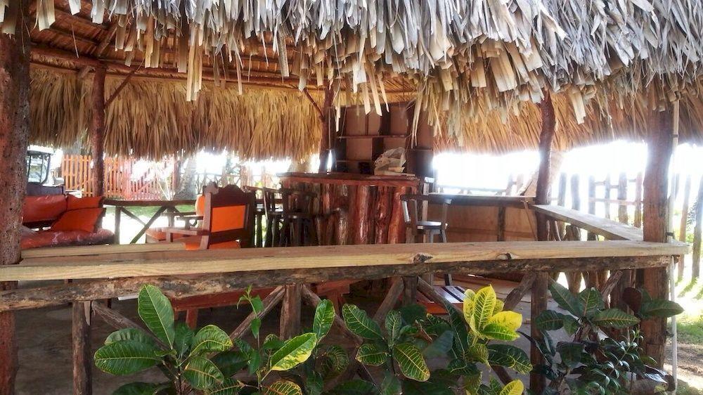 Hotel Sea Breeze Paraiso  Exterior photo